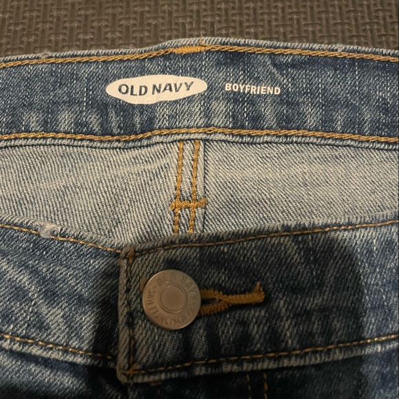 Old Navy Boyfriend Jeans - Picture 3 of 5
